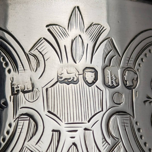 1865年 英国アンティーク 純銀製マグカップ 148g HL Lias and Son